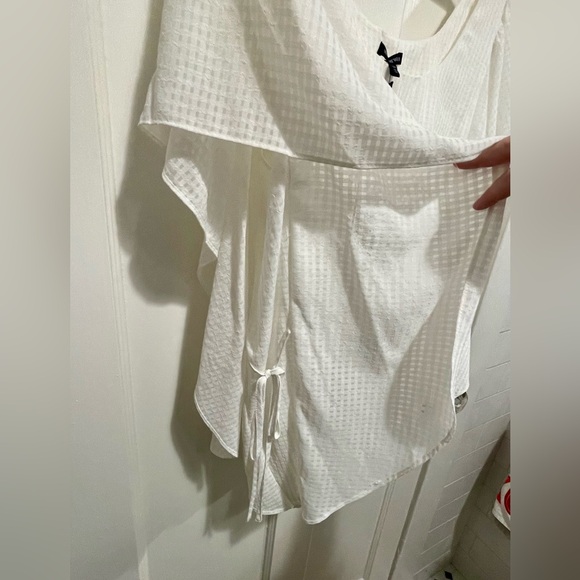 NWT poncho blouse - Picture 3 of 5